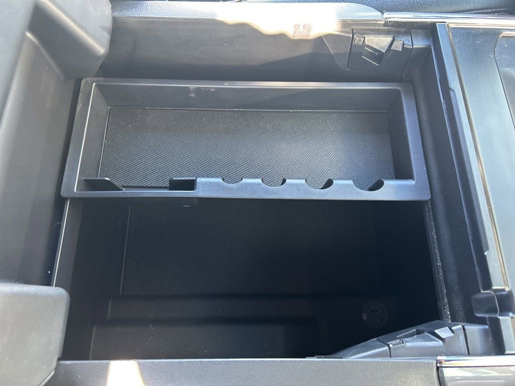 Used 2023 Ford F150 Lariat image 28