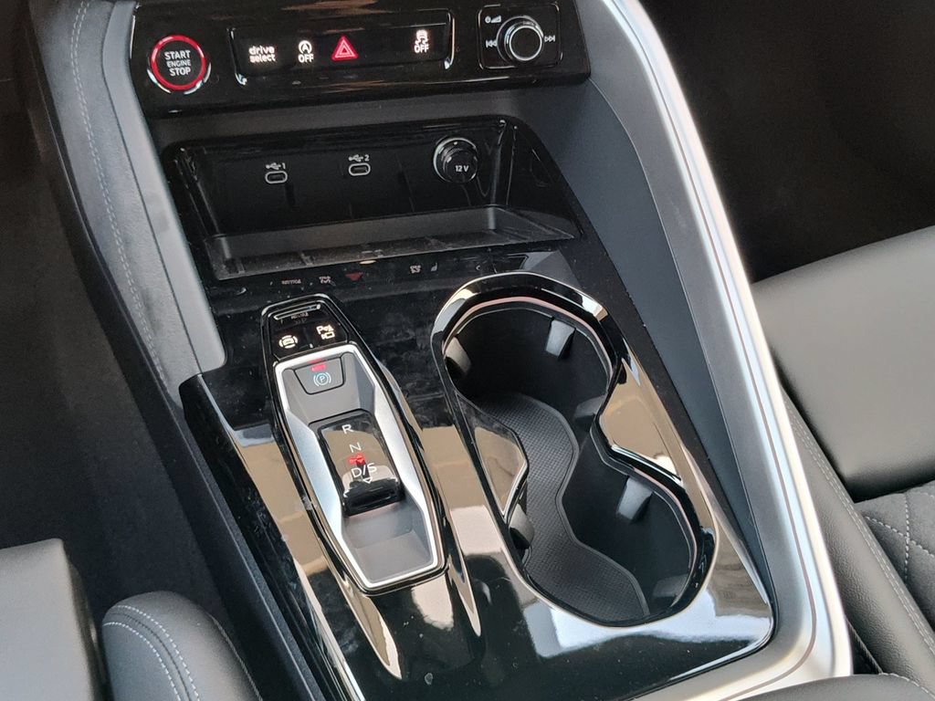 New 2026 Audi SQ5 Premium Plus AWD/4WD image 9