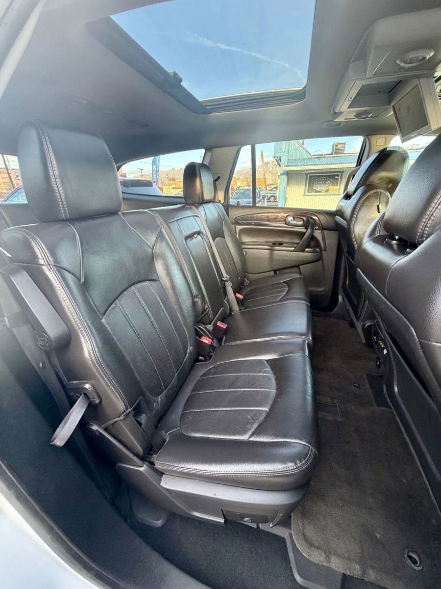 Used 2016 Buick Enclave Leather image 16