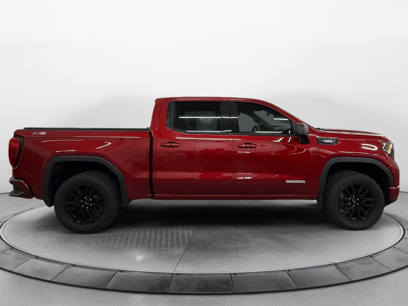 Used 2022 GMC Sierra 1500 Elevation AWD/4WD image 2