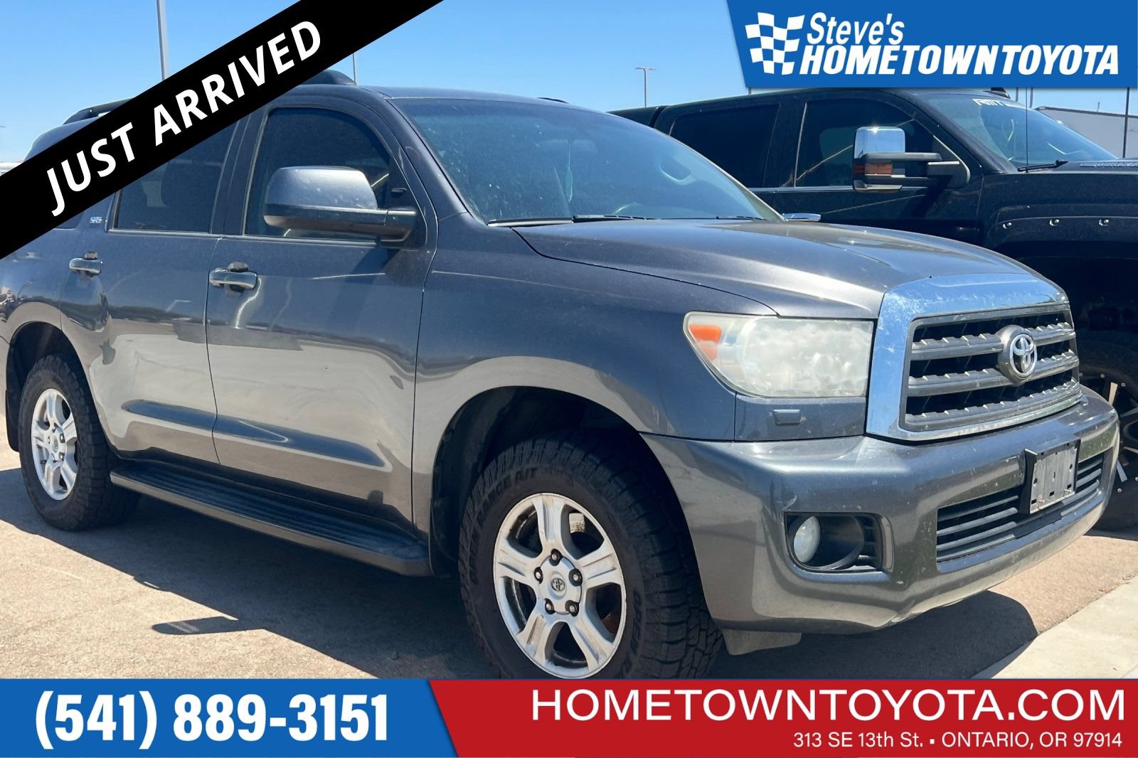 Used 2016 Toyota Sequoia SR5 AWD/4WD image 1