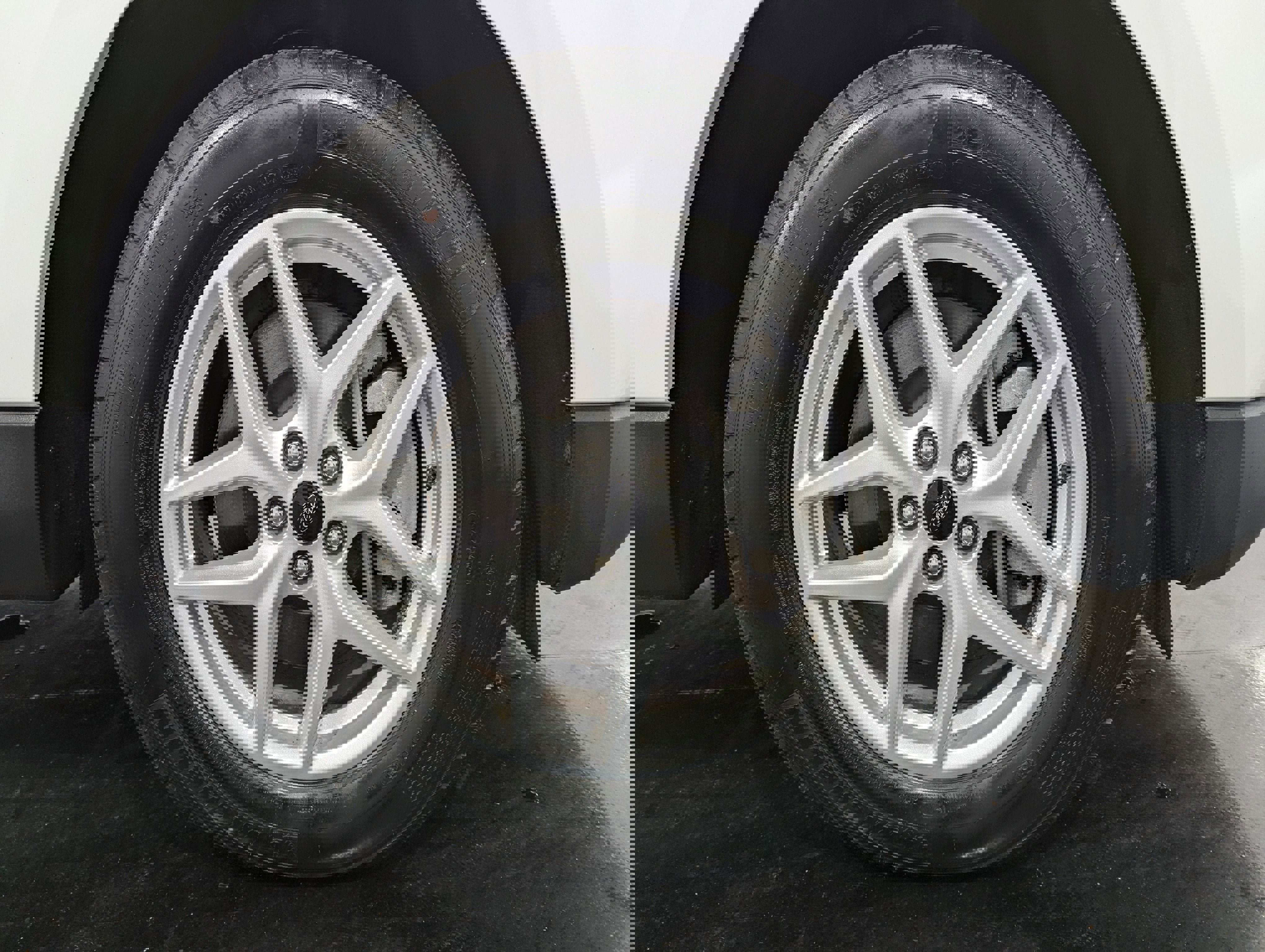 Used 2024 Ford Edge SEL w/ Convenience Package image 6