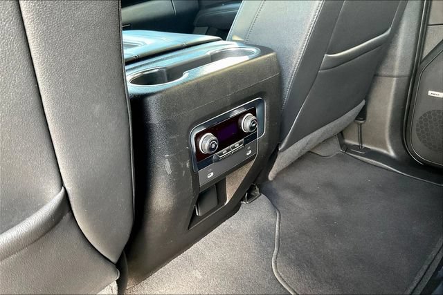 Used 2023 Chevrolet Suburban Z71 AWD/4WD image 12