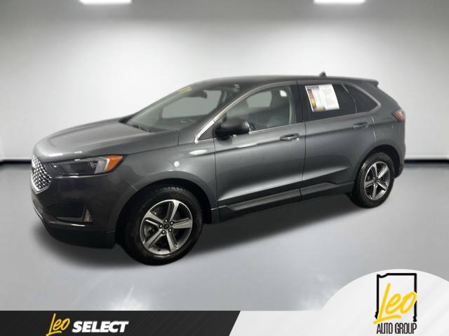Used 2024 Ford Edge SEL w/ Convenience Package AWD/4WD image 2