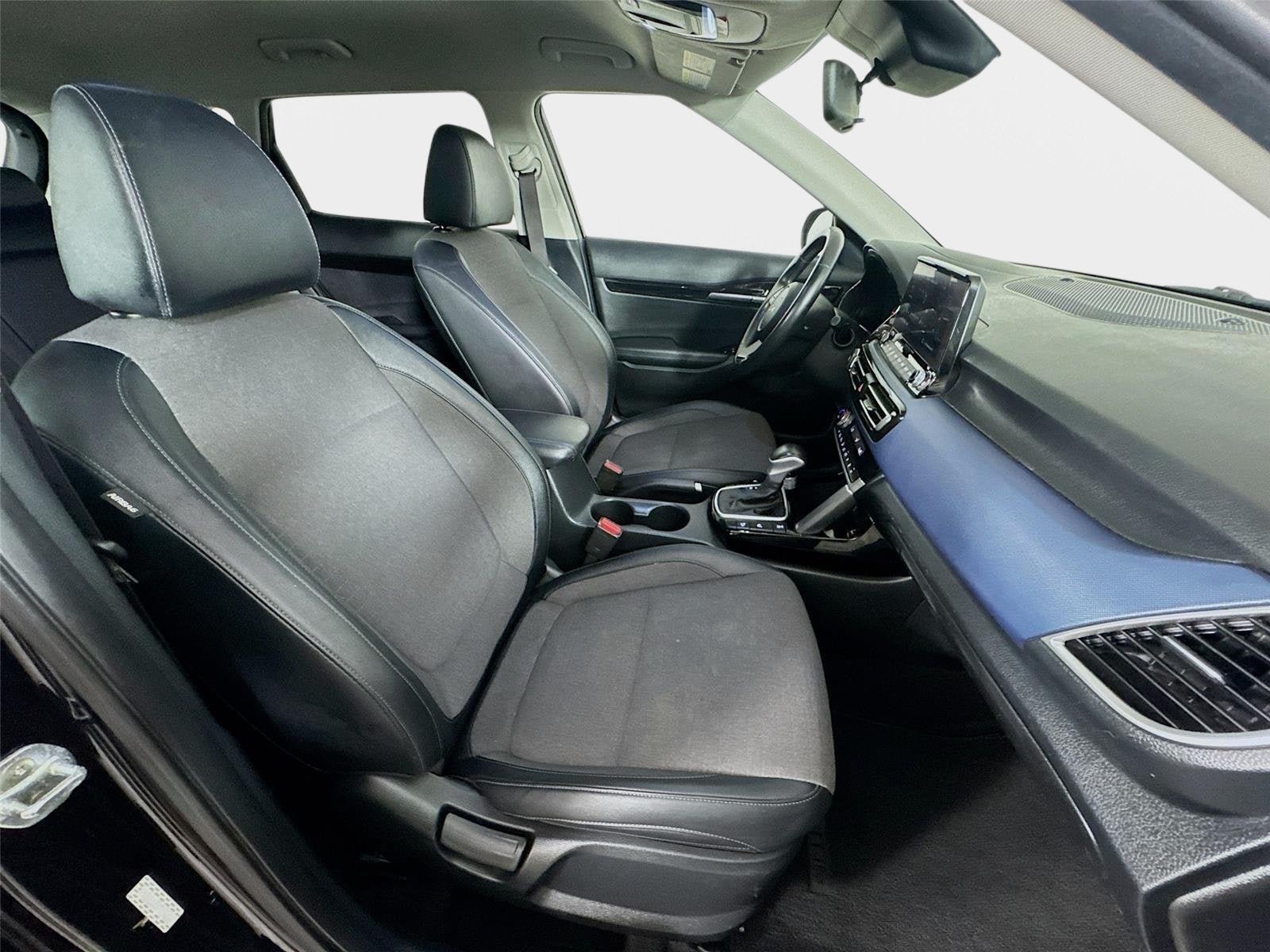 Certified 2022 Kia Seltos Nightfall Edition AWD/4WD image 28