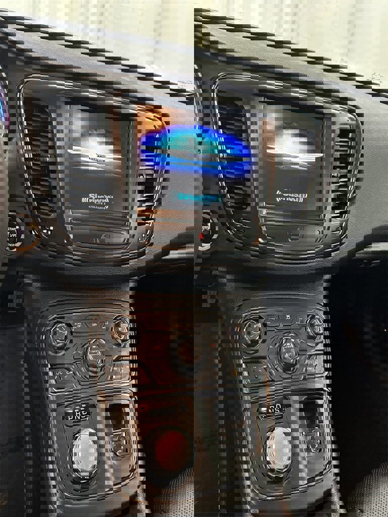 Used 2016 Chrysler 200 S w/ Navigation & Sound Group I image 19