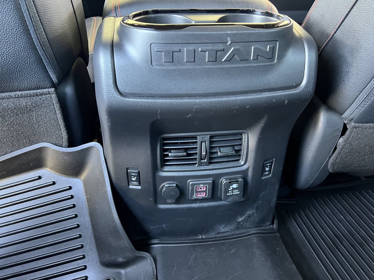 Used 2023 Nissan Titan PRO-4X w/ Pro-4x Convenience Package AWD/4WD image 31