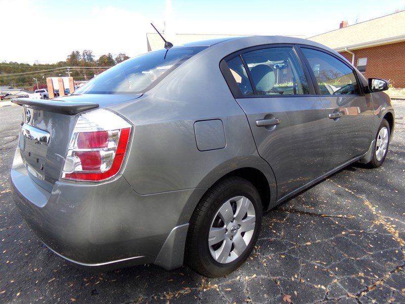 Used 2011 Nissan Sentra 2.0 image 9