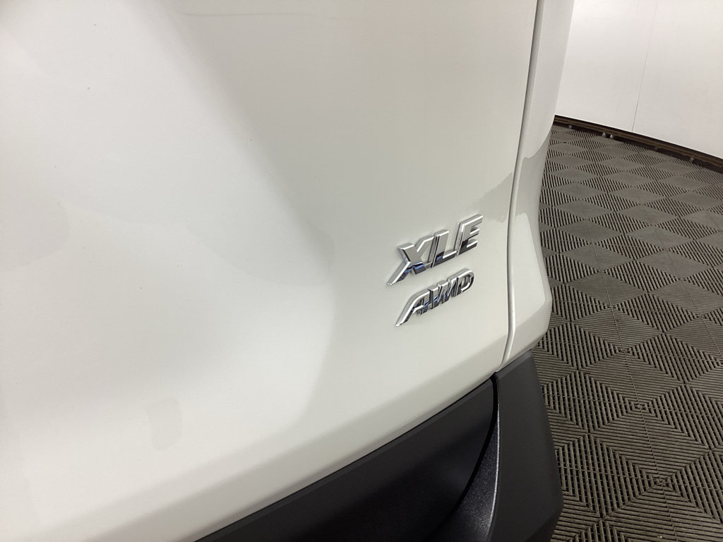 Used 2023 Toyota RAV4 XLE AWD/4WD image 29