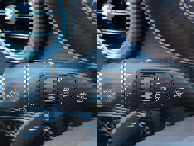 Used 2018 Mercedes-Benz GLC 300 4MATIC image 27