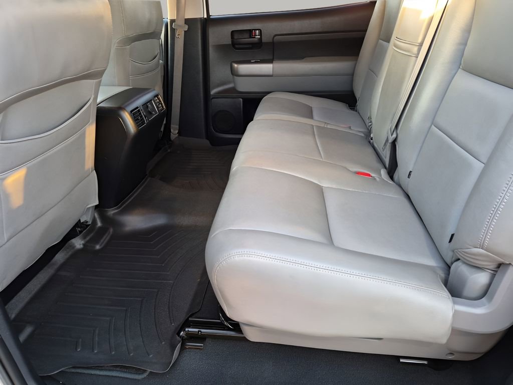 Used 2013 Toyota Tundra 4x4 CrewMax w/ Tow Pkg image 20