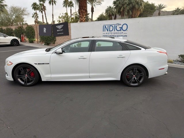 Used 2015 Jaguar XJ R LWB image 8