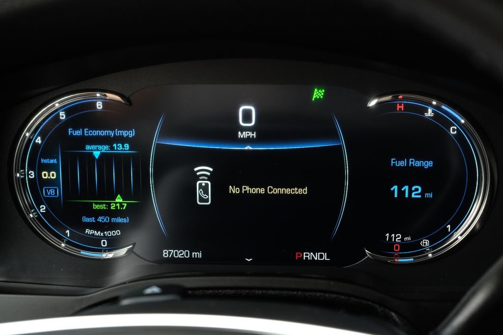 Used 2019 Cadillac Escalade ESV Premium Luxury RWD image 16