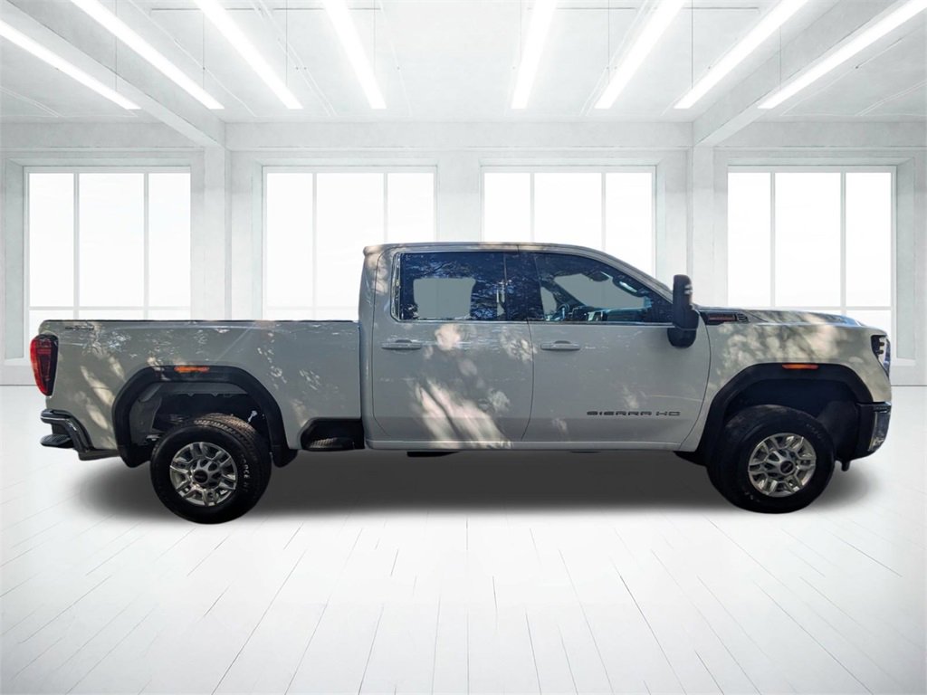 New 2026 GMC Sierra 2500 SLE image 2