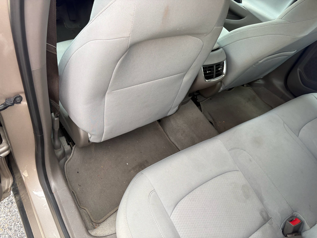Used 2023 Chevrolet Malibu LT FWD image 17