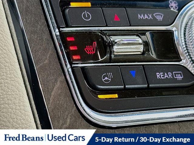 Certified 2020 Lincoln Continental Standard w/ Premium Package image 23