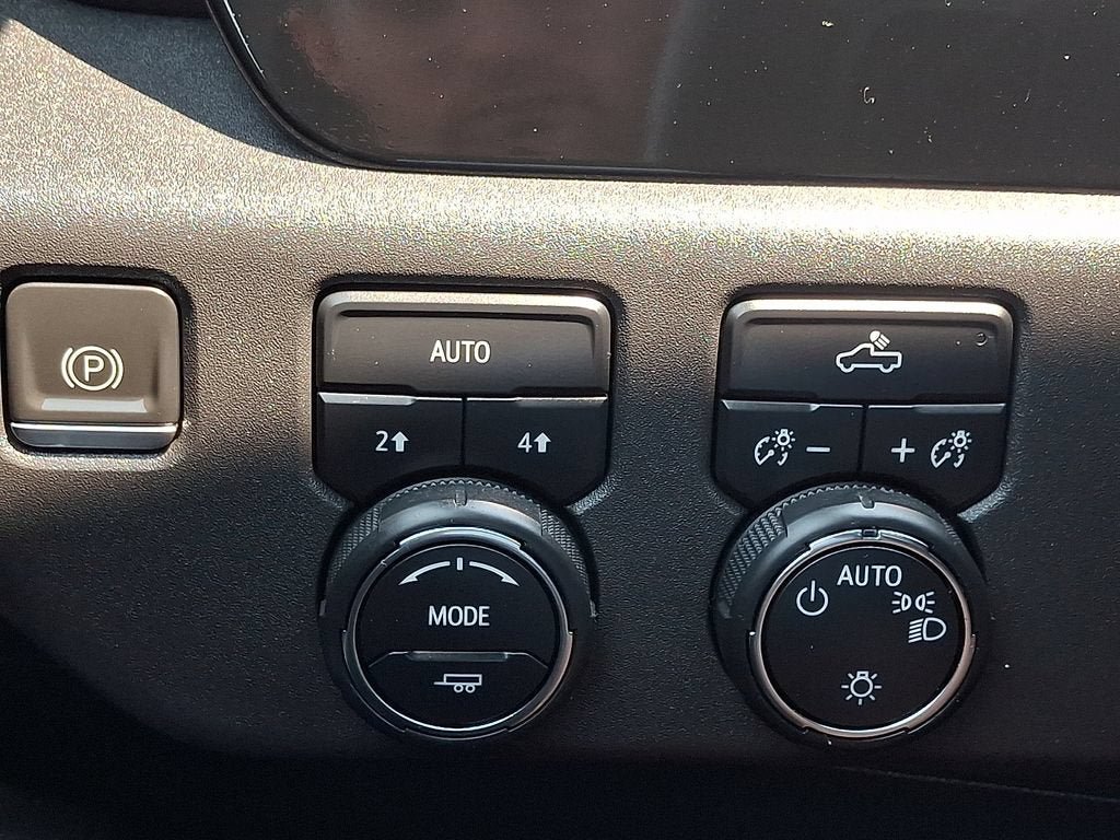 Certified 2023 Chevrolet Silverado 1500 LT AWD/4WD image 26