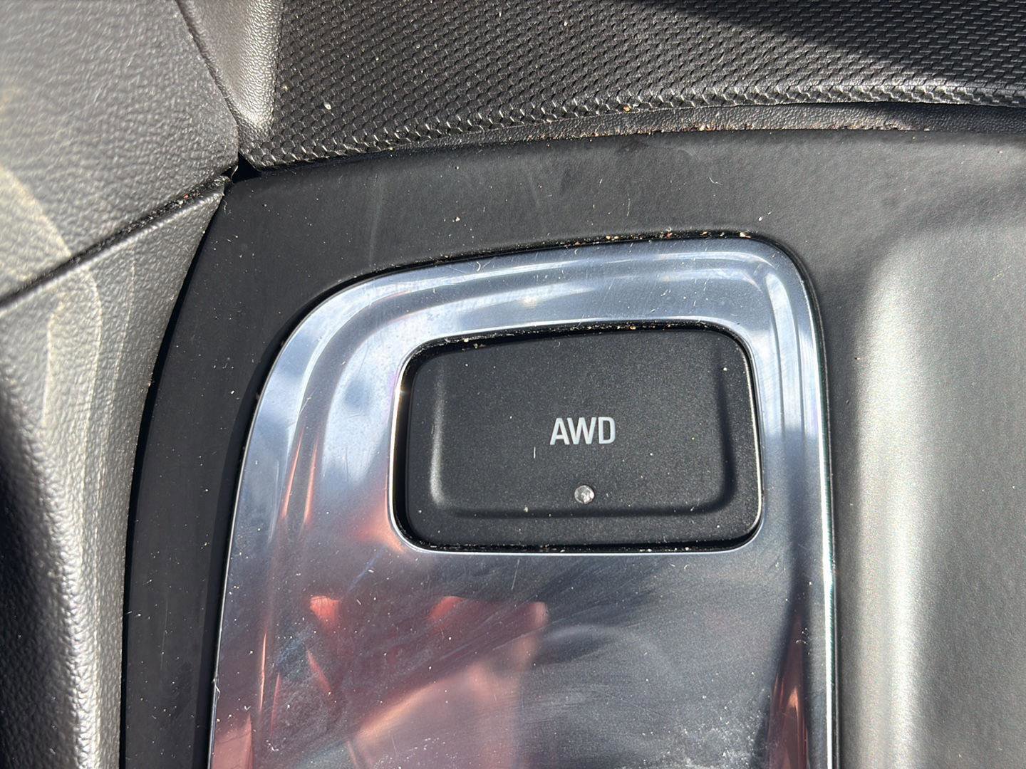 Used 2018 Chevrolet Equinox LT AWD/4WD image 31