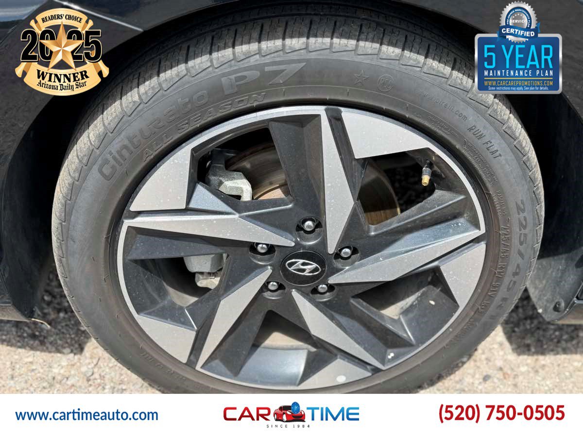 Used 2023 Hyundai Elantra SEL w/ Convenience Package FWD image 5