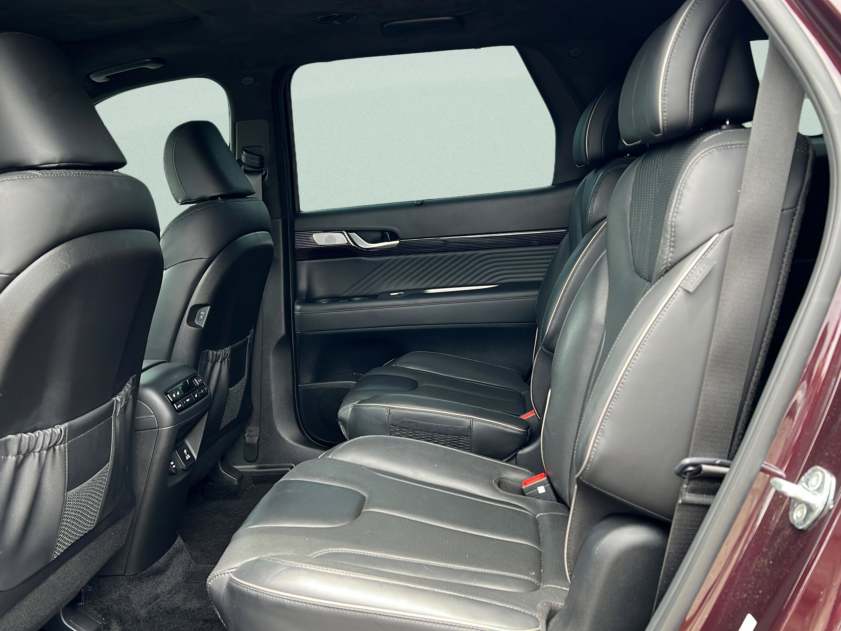 Used 2023 Hyundai Palisade Calligraphy FWD image 10