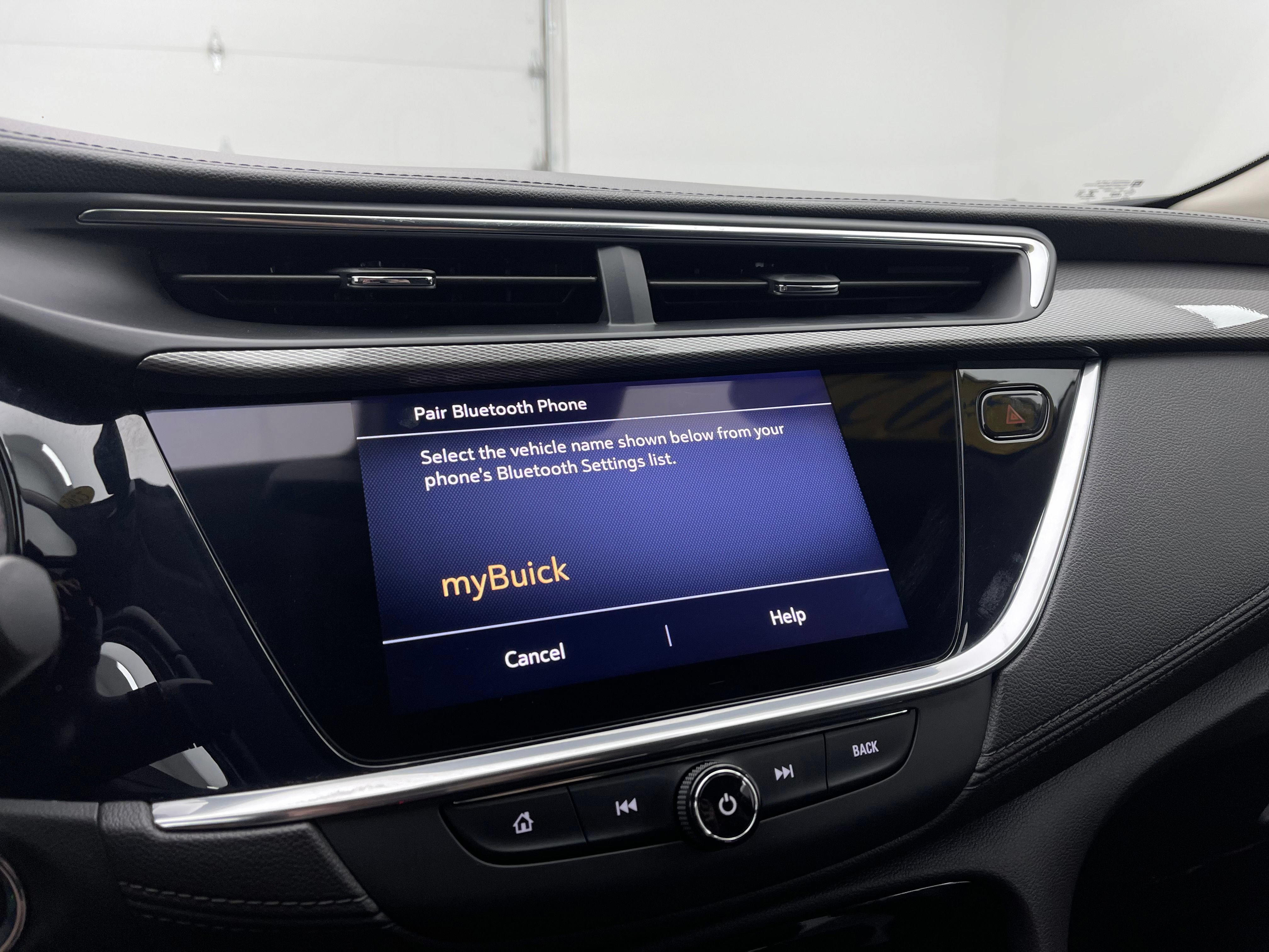 Used 2023 Buick Encore GX Select w/ Sport Touring Package AWD/4WD image 25