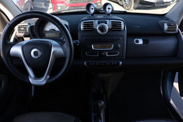 Used 2009 smart fortwo pure image 2