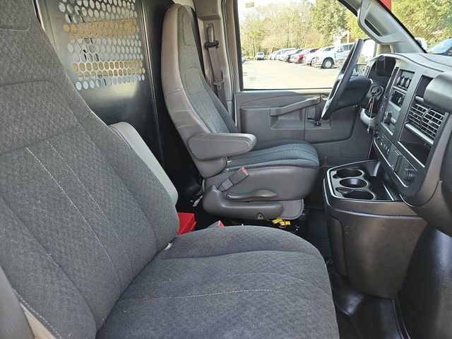 Used 2024 GMC Savana 2500 w/ Driver Convenience Package image 10