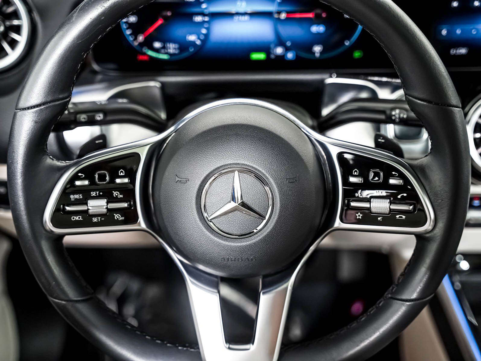 Used 2023 Mercedes-Benz EQB 250+ w/ Exclusive Package image 12