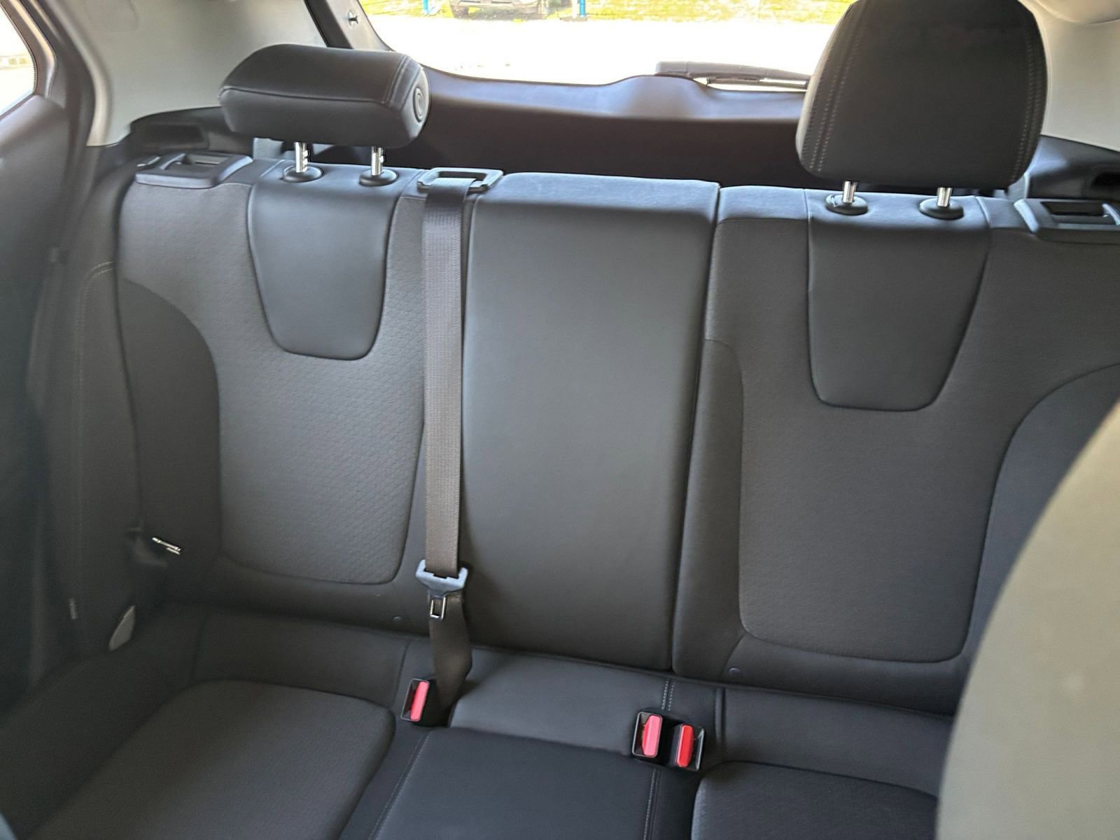 Used 2025 Buick Encore GX Preferred FWD image 40