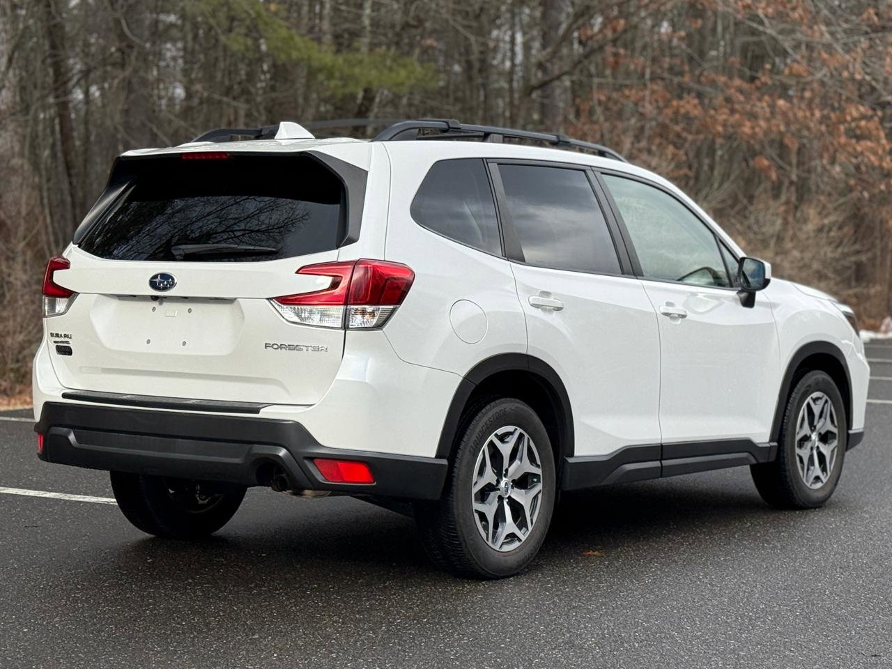 Used 2019 Subaru Forester Premium AWD/4WD image 4
