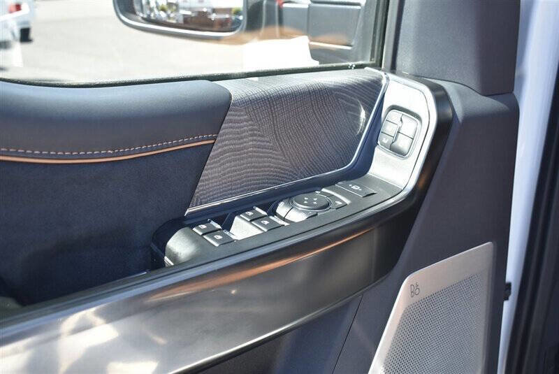 Used 2024 Ford F350 Platinum image 13