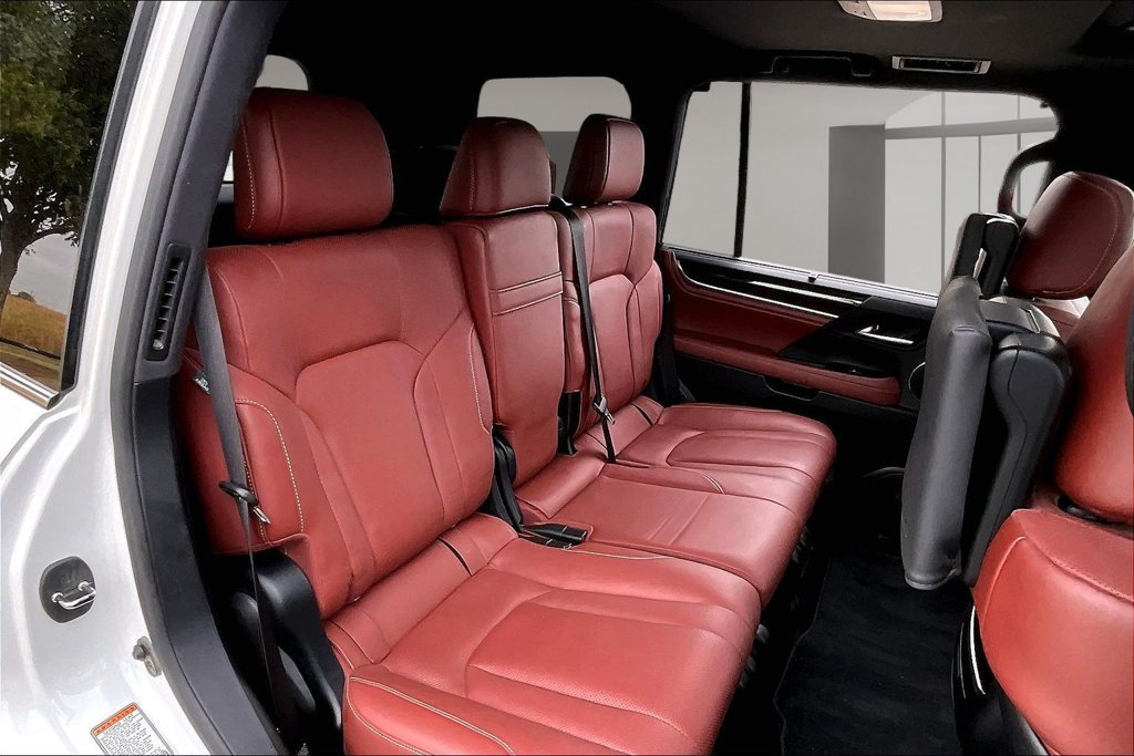 Used 2020 Lexus LX 570 4WD w/ Sport Package image 27