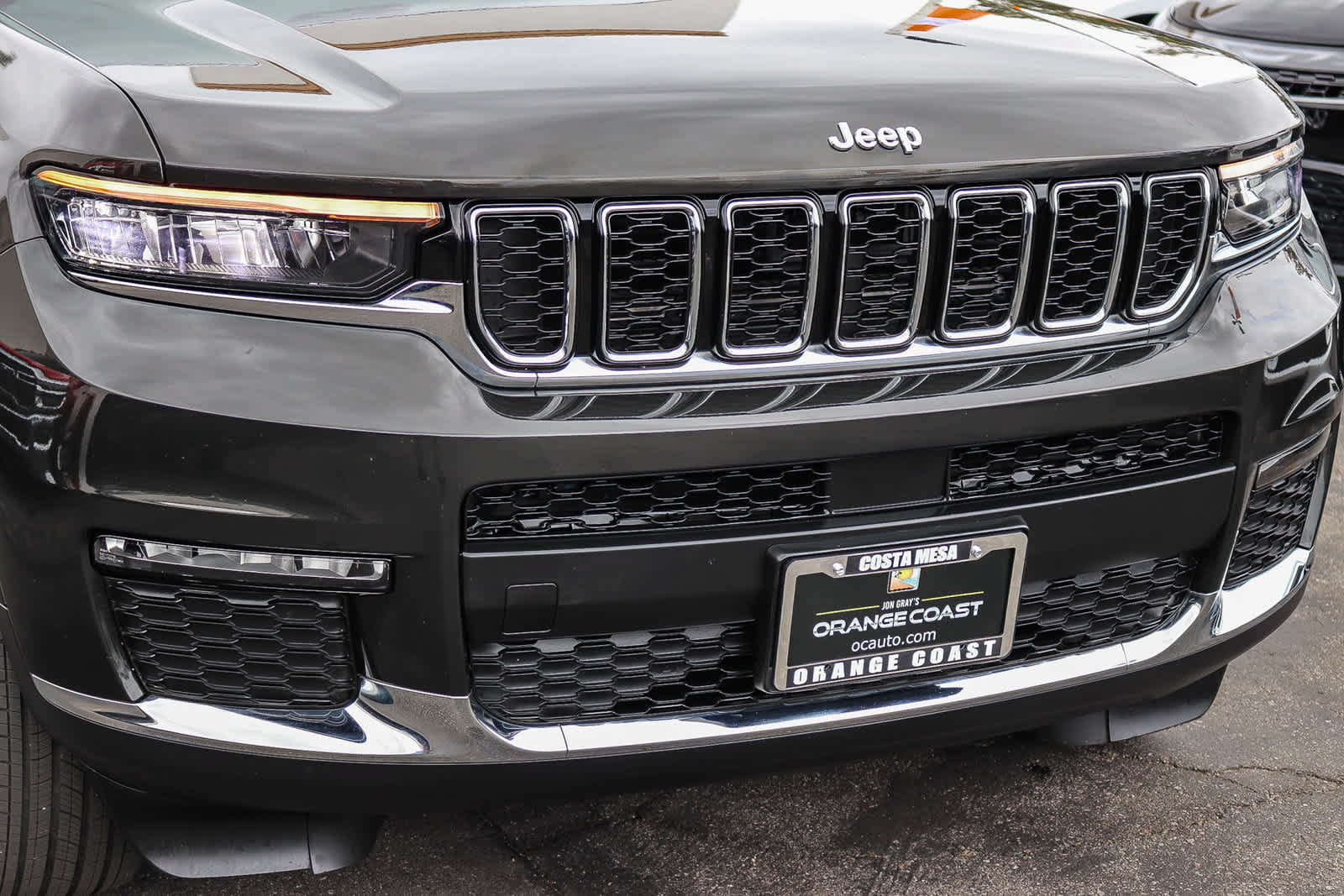 Used 2022 Jeep Grand Cherokee L Limited AWD/4WD image 8