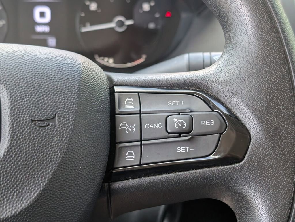 Used 2025 RAM ProMaster 2500 w/ Convenience Group FWD image 23
