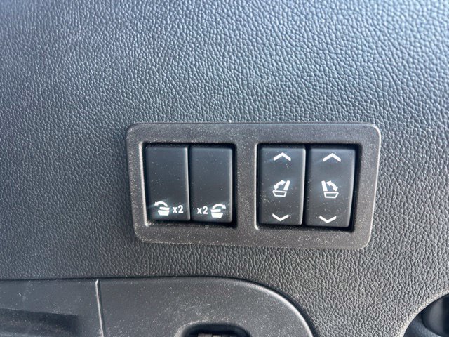 Used 2019 Cadillac Escalade Luxury AWD/4WD image 16