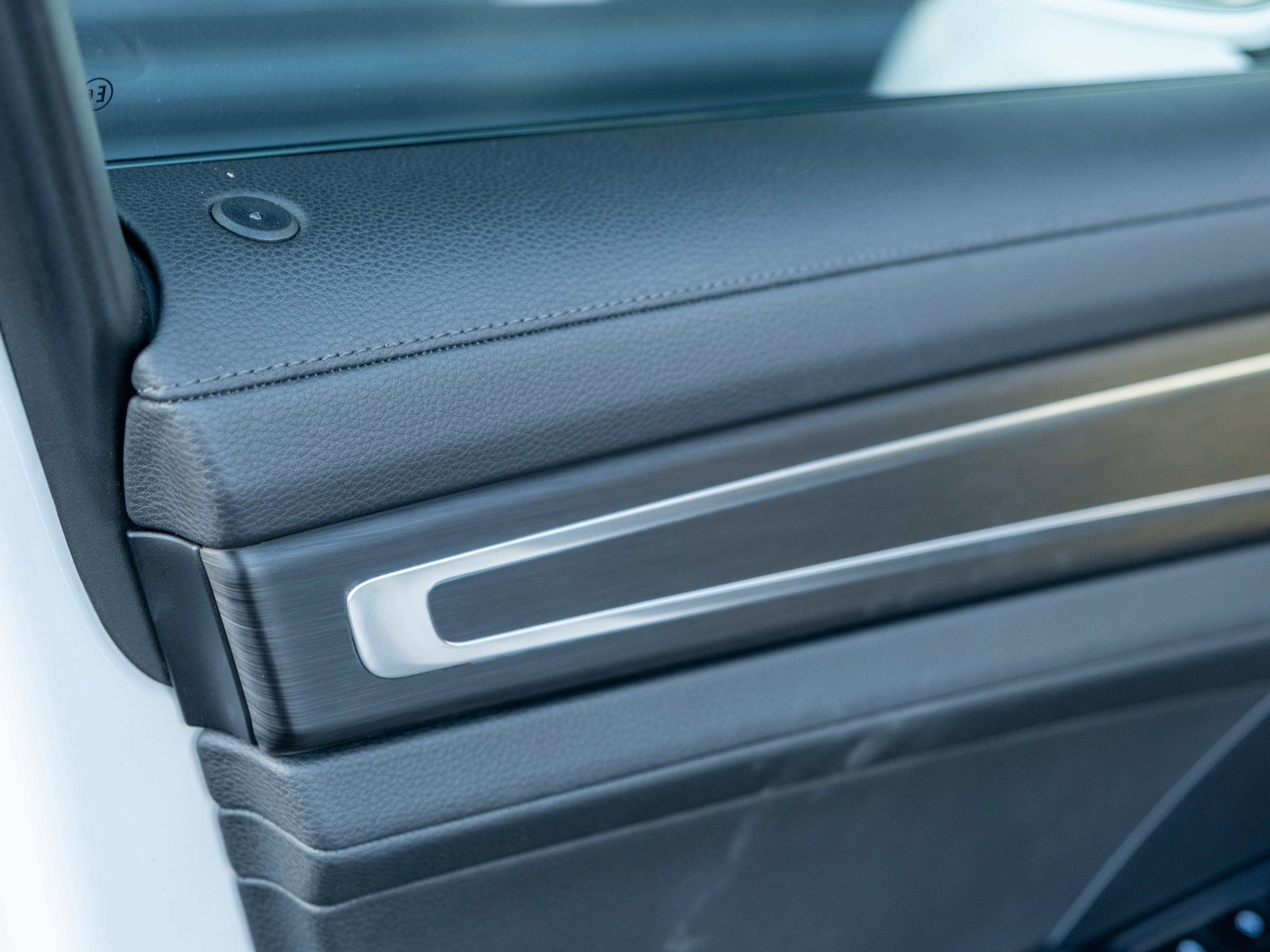 Certified 2023 Porsche Panamera 4 Platinum Edition image 17