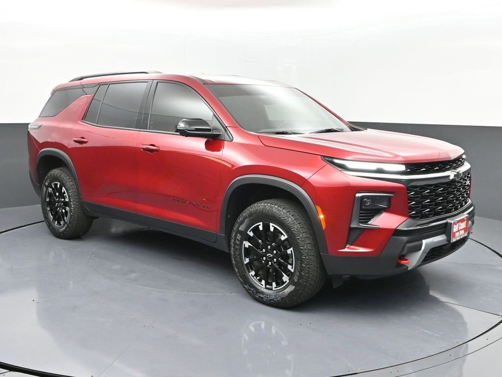 Used 2024 Chevrolet Traverse Z71 w/ LPO, Floor Liner Package image 2