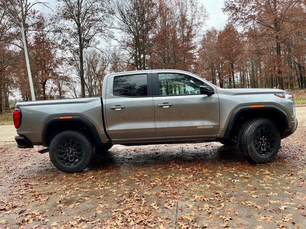 New 2026 GMC Canyon Elevation w/ Convenience Package image 6