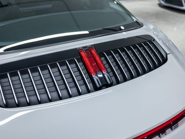 Certified 2022 Porsche 911 Targa 4S w/ Premium Package image 25