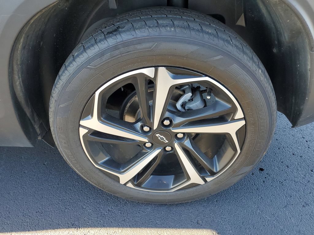 Used 2022 Chevrolet TrailBlazer RS w/ Sun and Liftgate Package FWD image 5