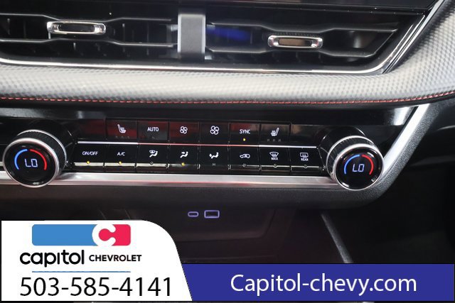 Used 2025 Chevrolet Equinox RS AWD/4WD image 22
