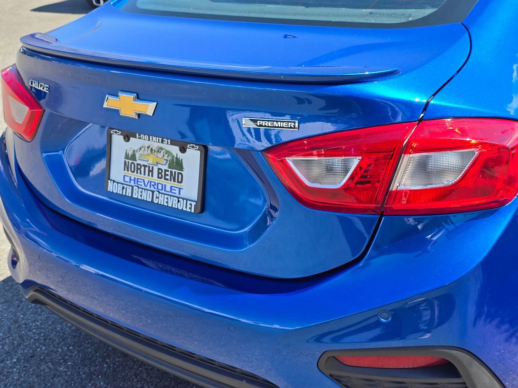 Used 2016 Chevrolet Cruze Premier FWD image 13