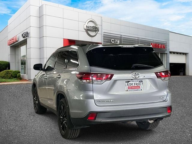 Used 2019 Toyota Highlander SE AWD/4WD image 8