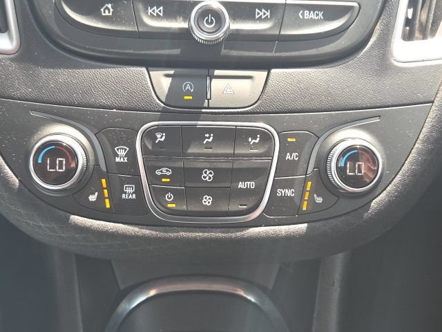 Used 2023 Chevrolet Malibu LT FWD image 29