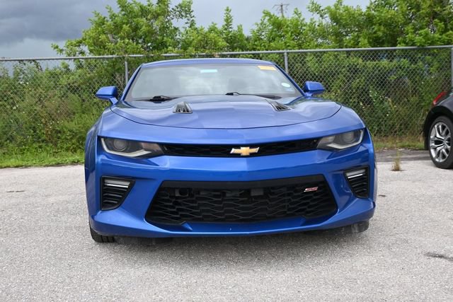 Used 2016 Chevrolet Camaro SS RWD image 3