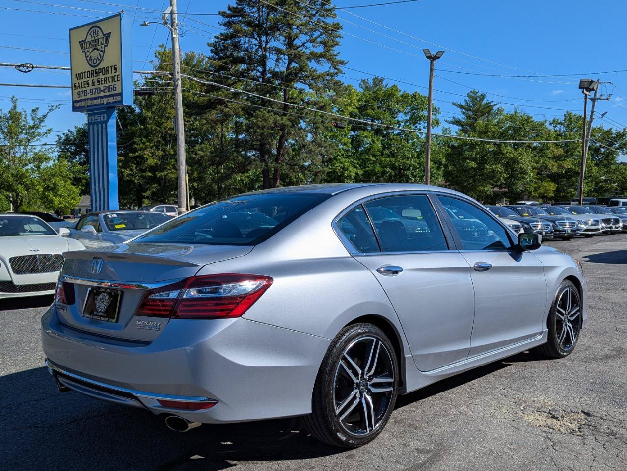 Used 2017 Honda Accord Sport Special Edition image 7