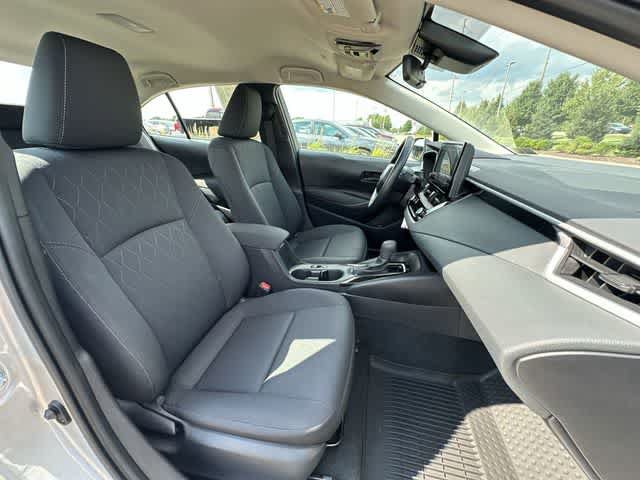 Used 2025 Toyota Corolla LE FWD image 18