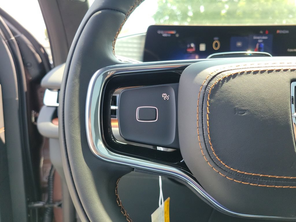New 2027 Lincoln Navigator Black Label AWD/4WD image 25
