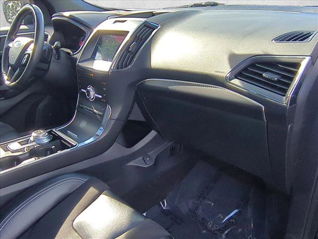 Used 2020 Ford Edge ST w/ Cold Weather Package image 22
