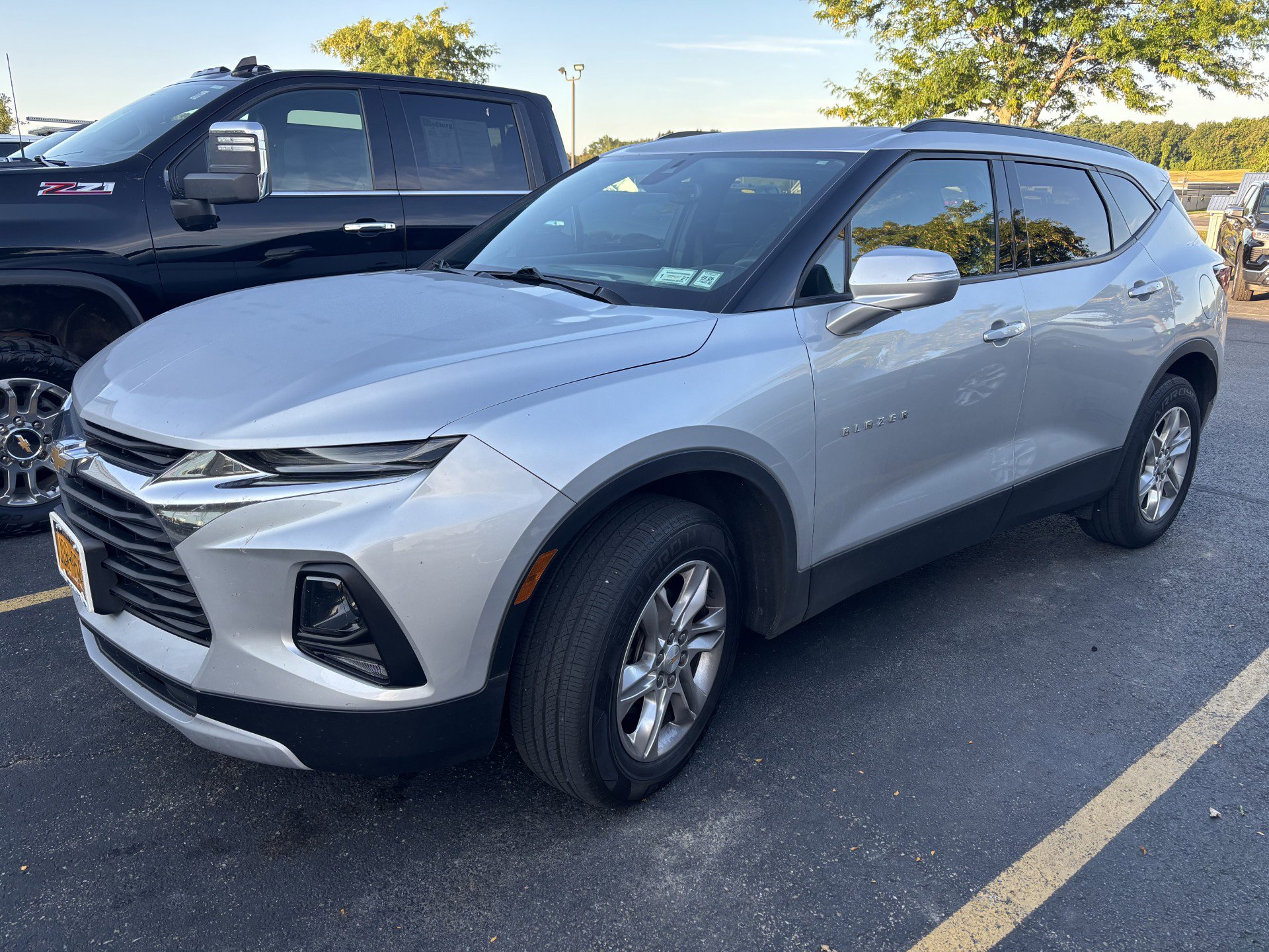 Used 2022 Chevrolet Blazer LT image 1